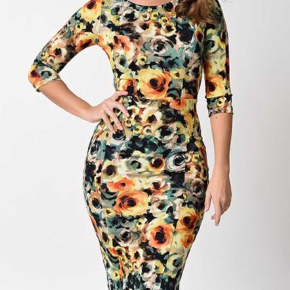 Unique Vintage Yellow Floral Mod Wiggle Dress